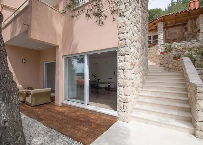 Pine Tree Zanetic Lägenhet Blato (Korcula)