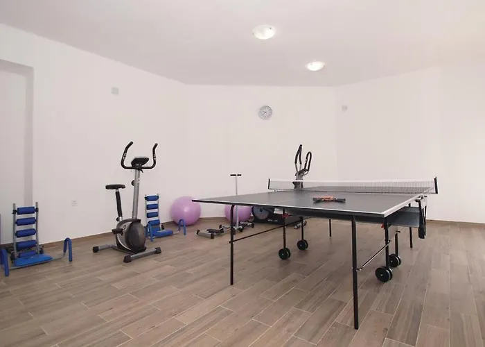 Pine Tree Zanetic Lägenhet *