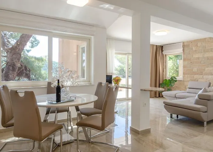 Lägenhet Pine Tree Zanetic