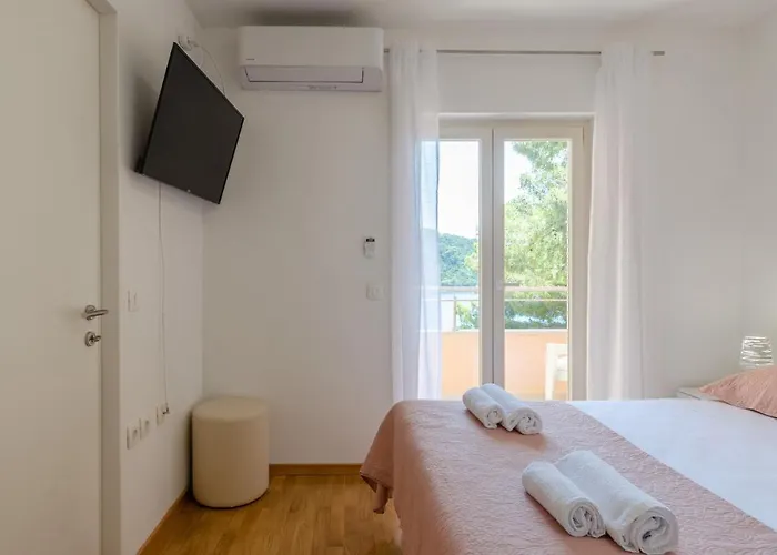 Pine Tree Zanetic * Blato (Korcula)